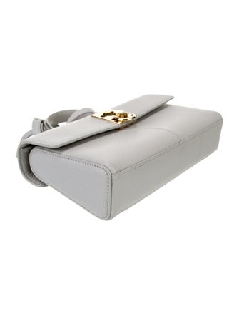 Cafuné Leather Top Handle Bag