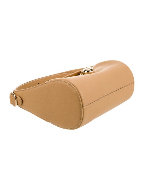 Cafuné Leather Top Handle Bag