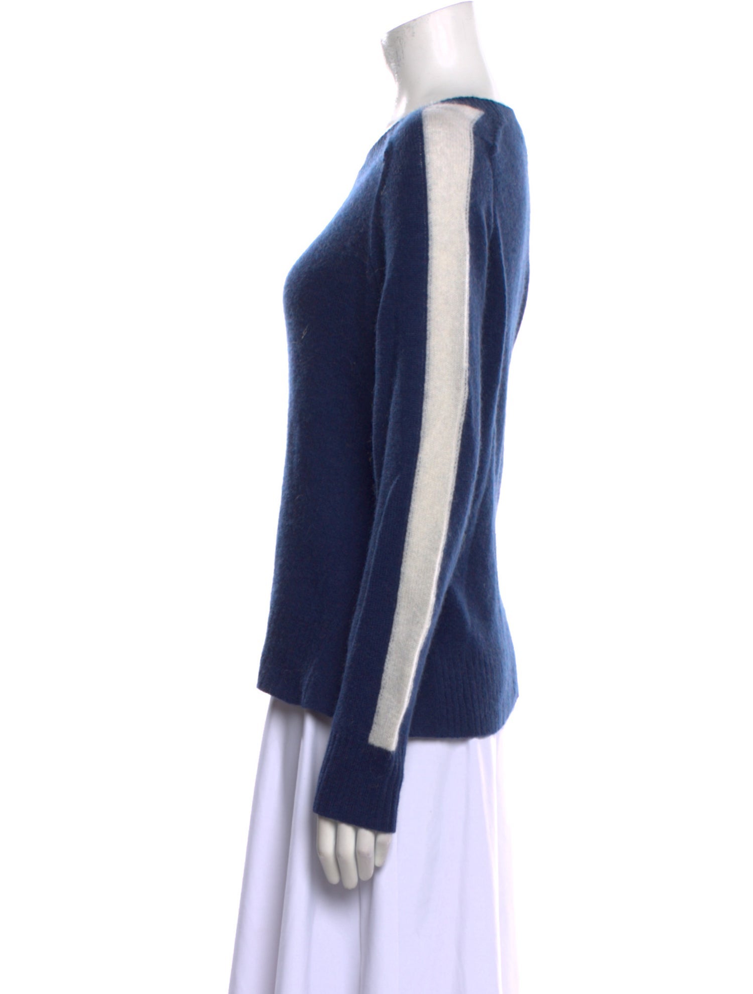 360 Cashmere Cashmere Scoop Neck Sweater