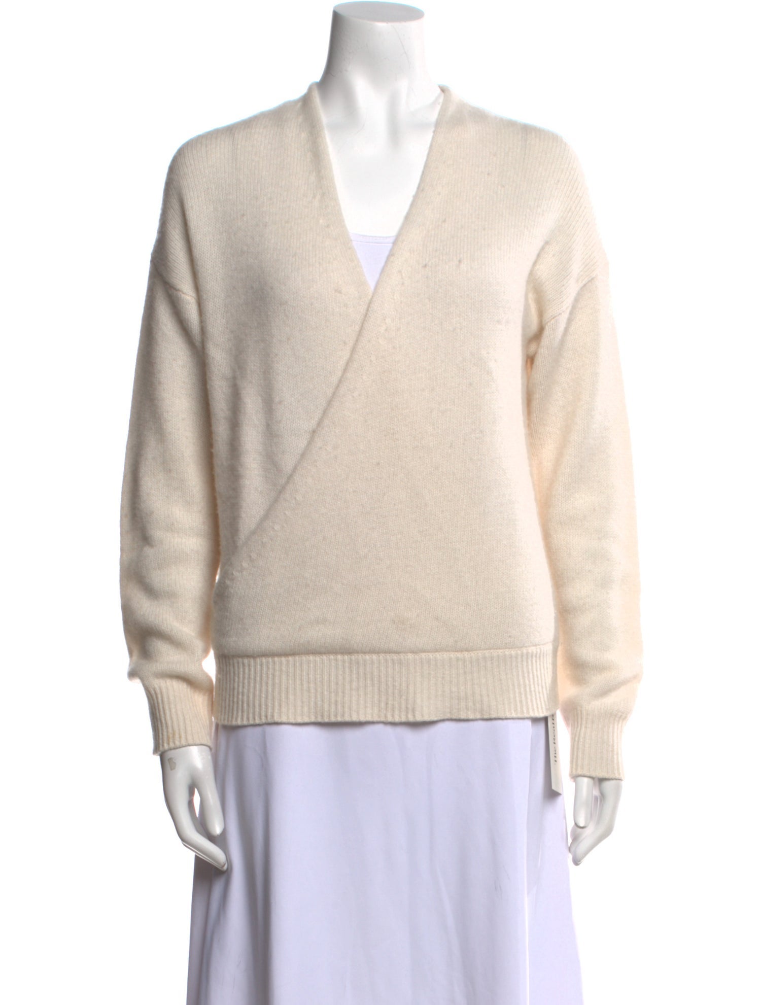 360 Cashmere V-Neck Sweater