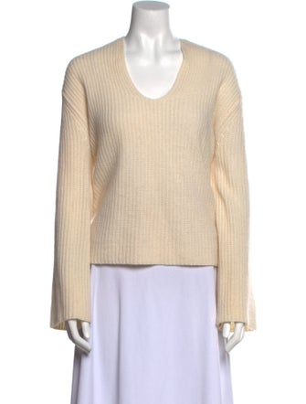 360 Cashmere Cashmere Scoop Neck Sweater