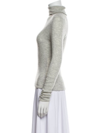 360 Cashmere Turtleneck Sweater