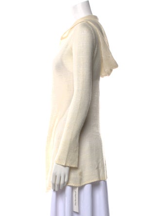 360 Cashmere Cashmere V-Neck Sweater