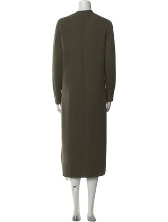 360 Cashmere Cashmere V-Neck Sweater