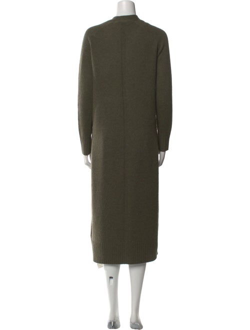 360 Cashmere Cashmere V-Neck Sweater