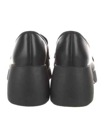 Camper Leather Pumps