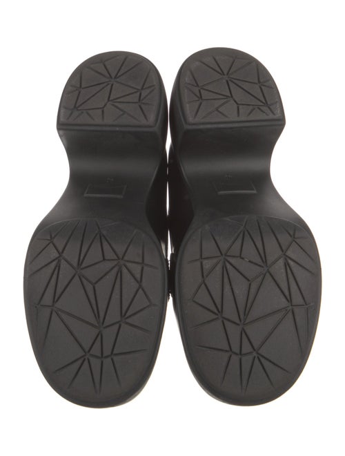 Camper Leather Pumps