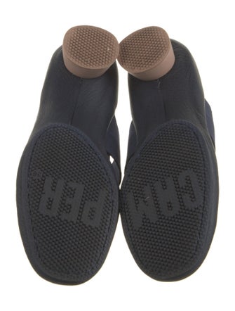 Camper Leather Pumps