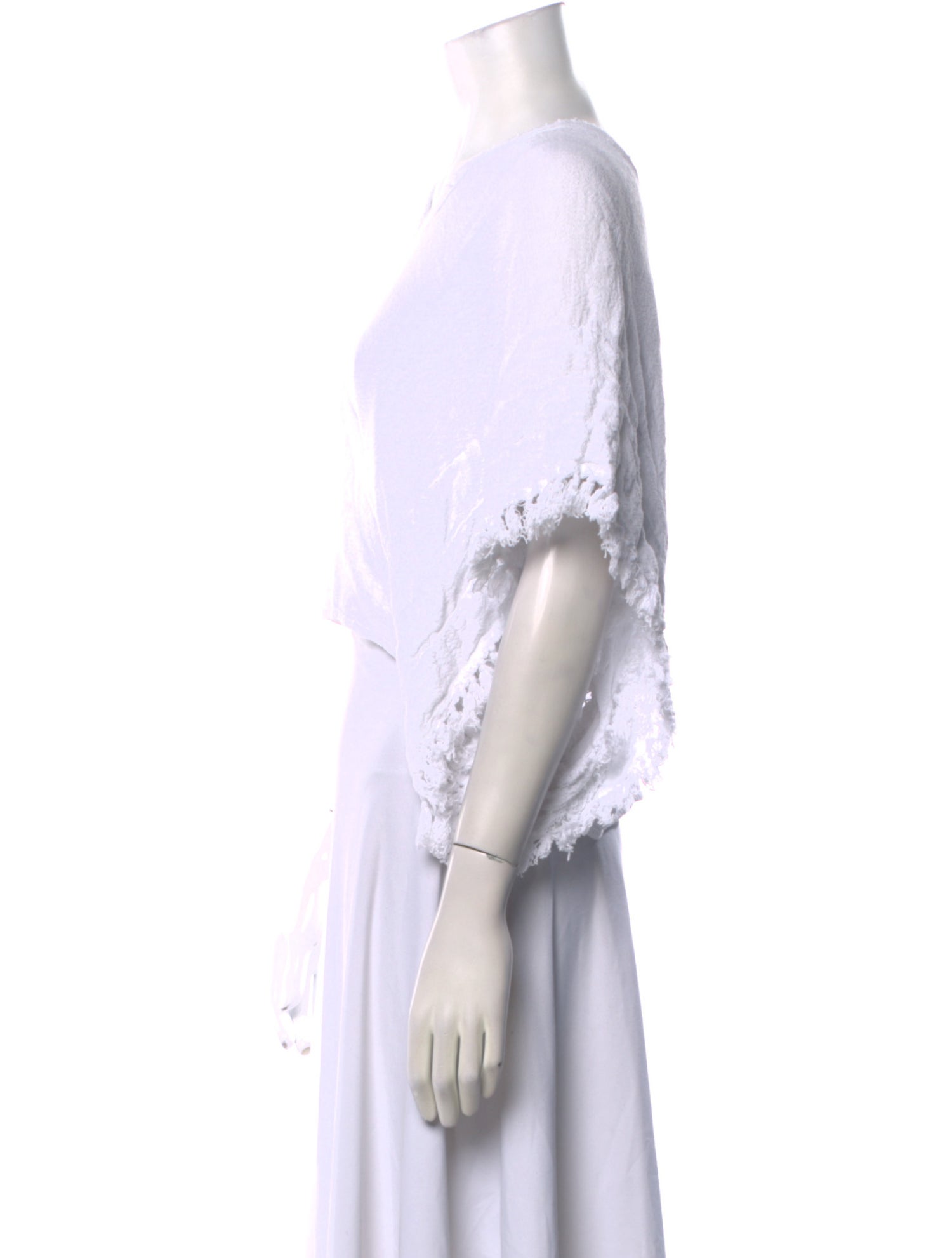 Caravana V-Neck Three-Quarter Sleeve Crop Top