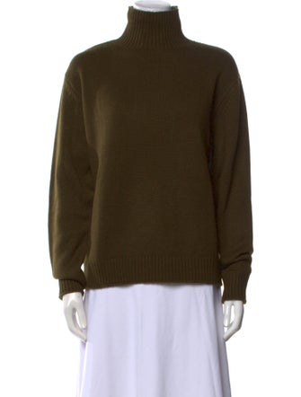 Crimson Cashmere Cashmere Turtleneck Sweater