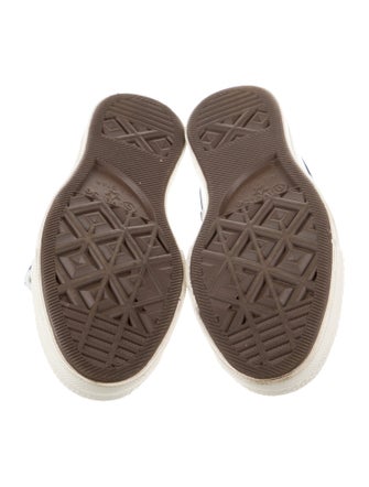 Comme des Garçons Play x Converse Canvas Polka Dot Print Sneakers