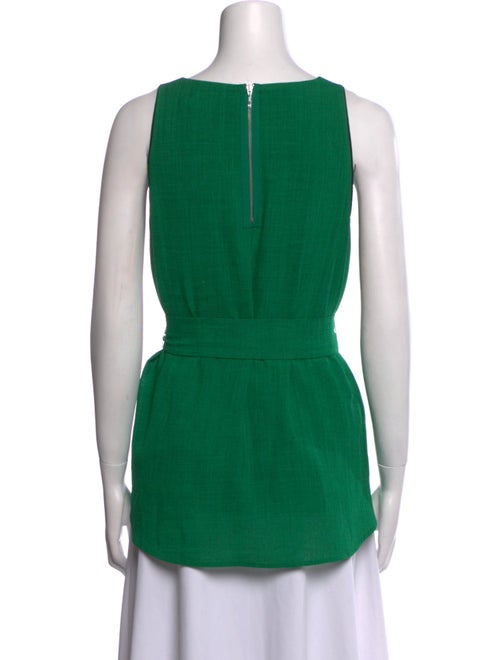 Cefinn Bateau Neckline Sleeveless Top