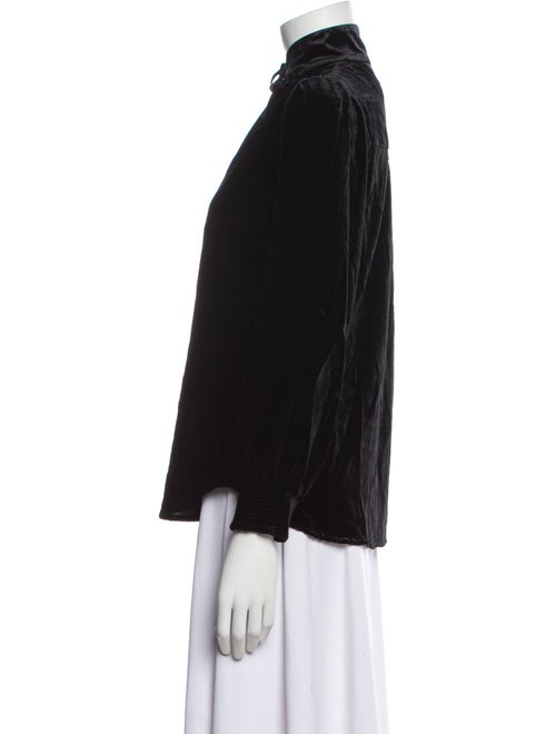 Cefinn V-Neck Long Sleeve Blouse