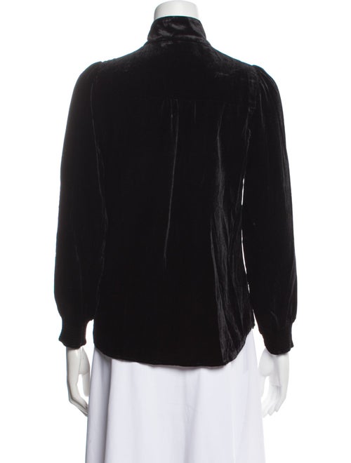 Cefinn V-Neck Long Sleeve Blouse