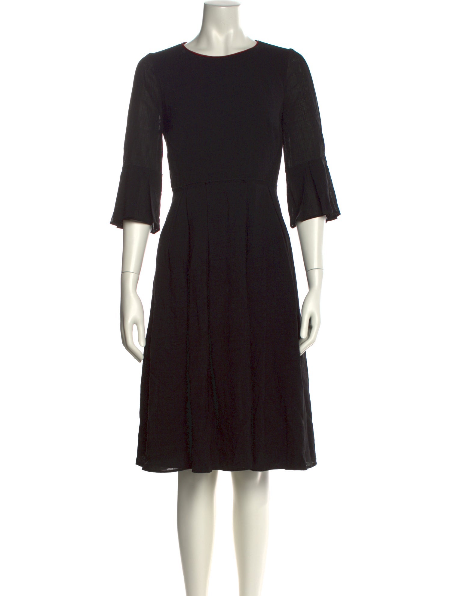 Cefinn Crew Neck Knee-Length Dress