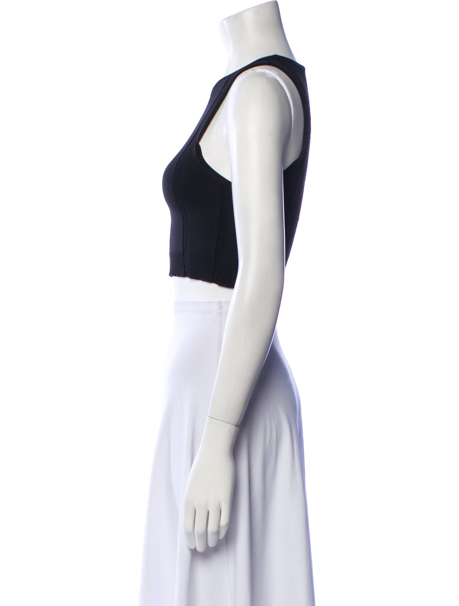 CFCL Crew Neck Sleeveless Crop Top