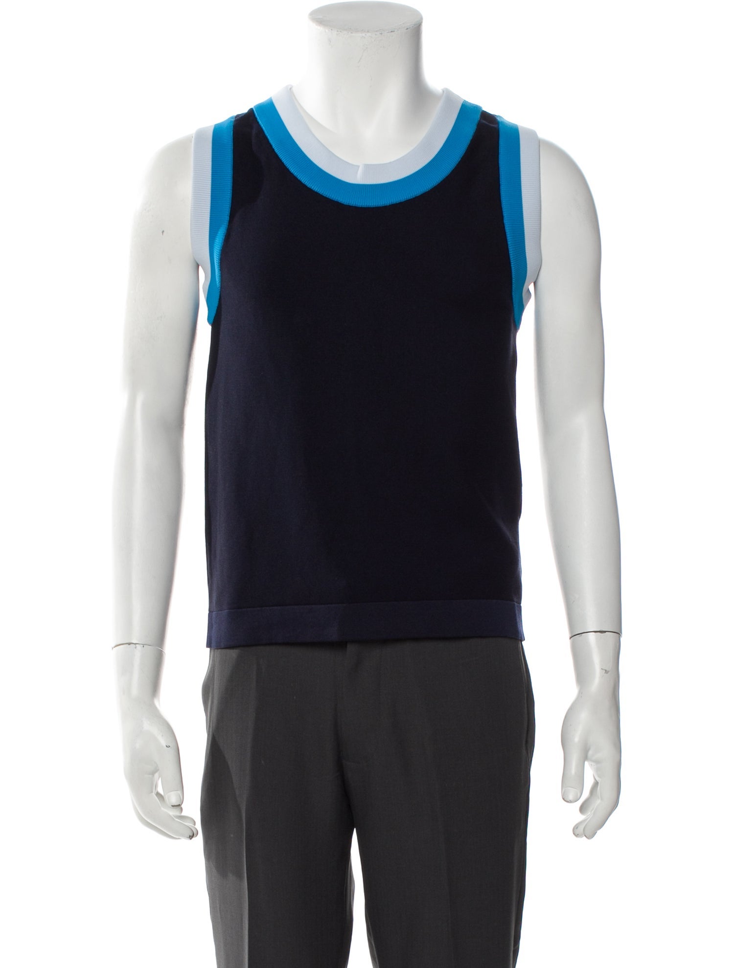 CFCL Scoop Neck Sleeveless T-Shirt