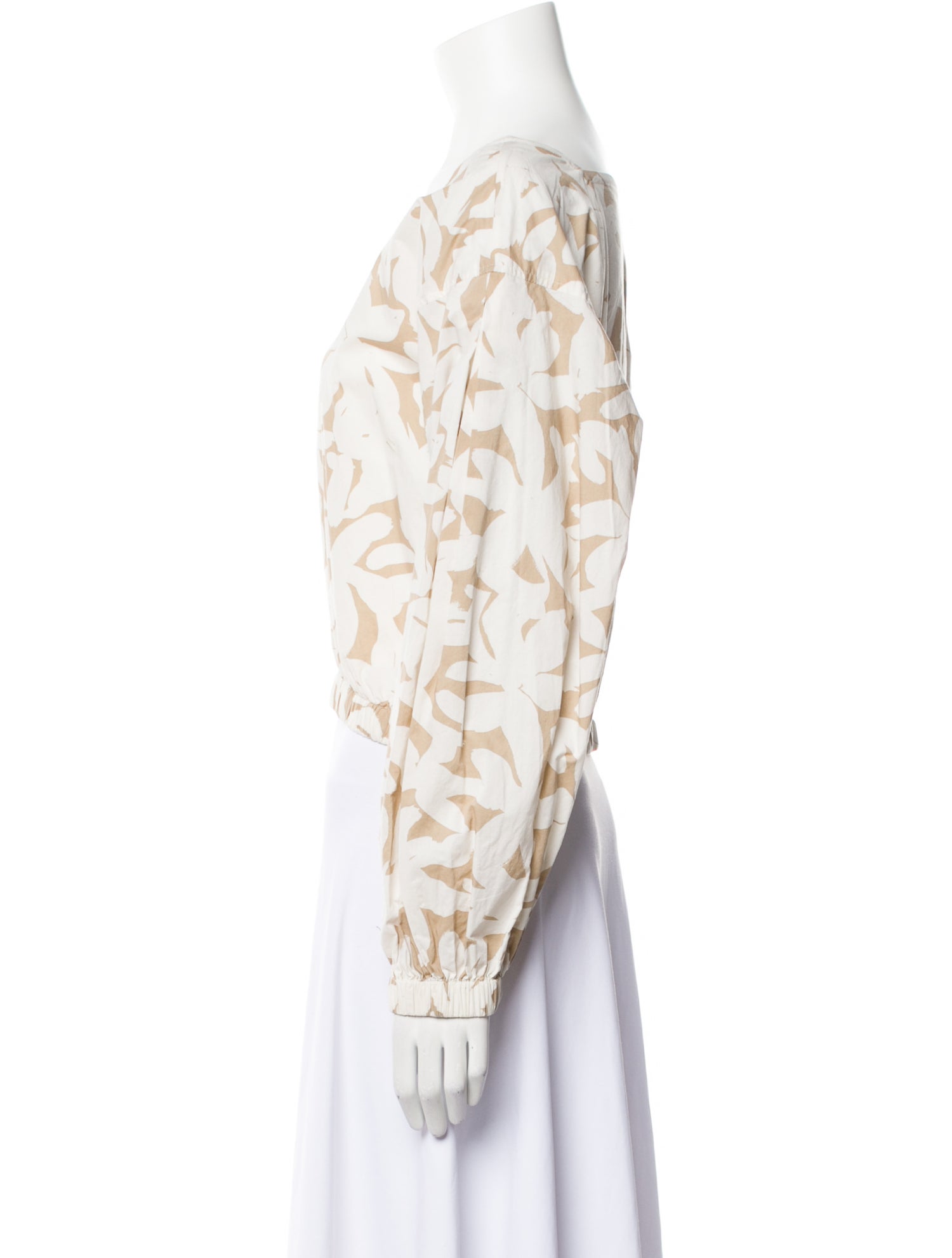 Closed Printed Square Neckline Crop Top