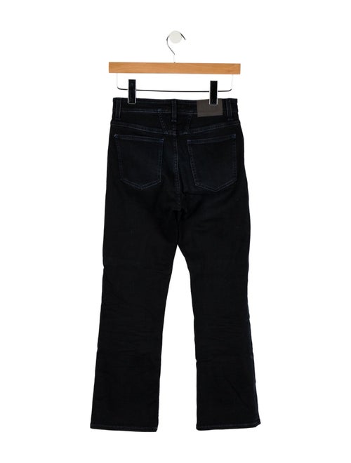 Closed Mid-Rise Straight Leg Jeans