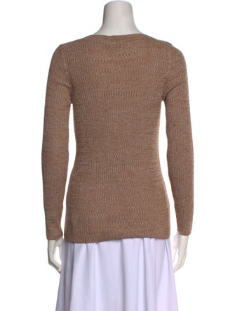 Closed Scoop Neck Sweater