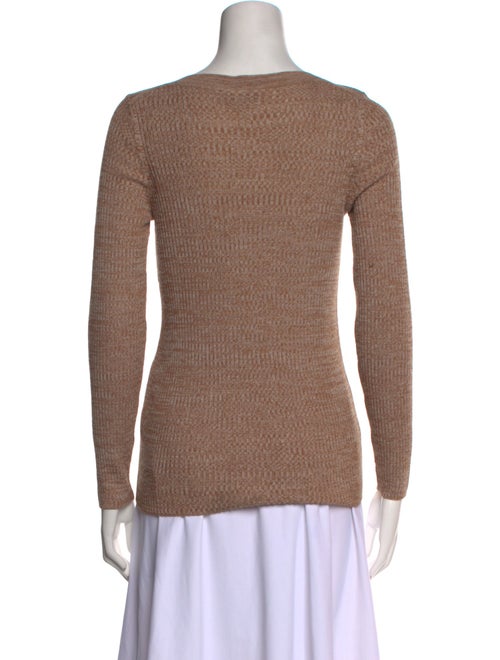 Closed Scoop Neck Sweater