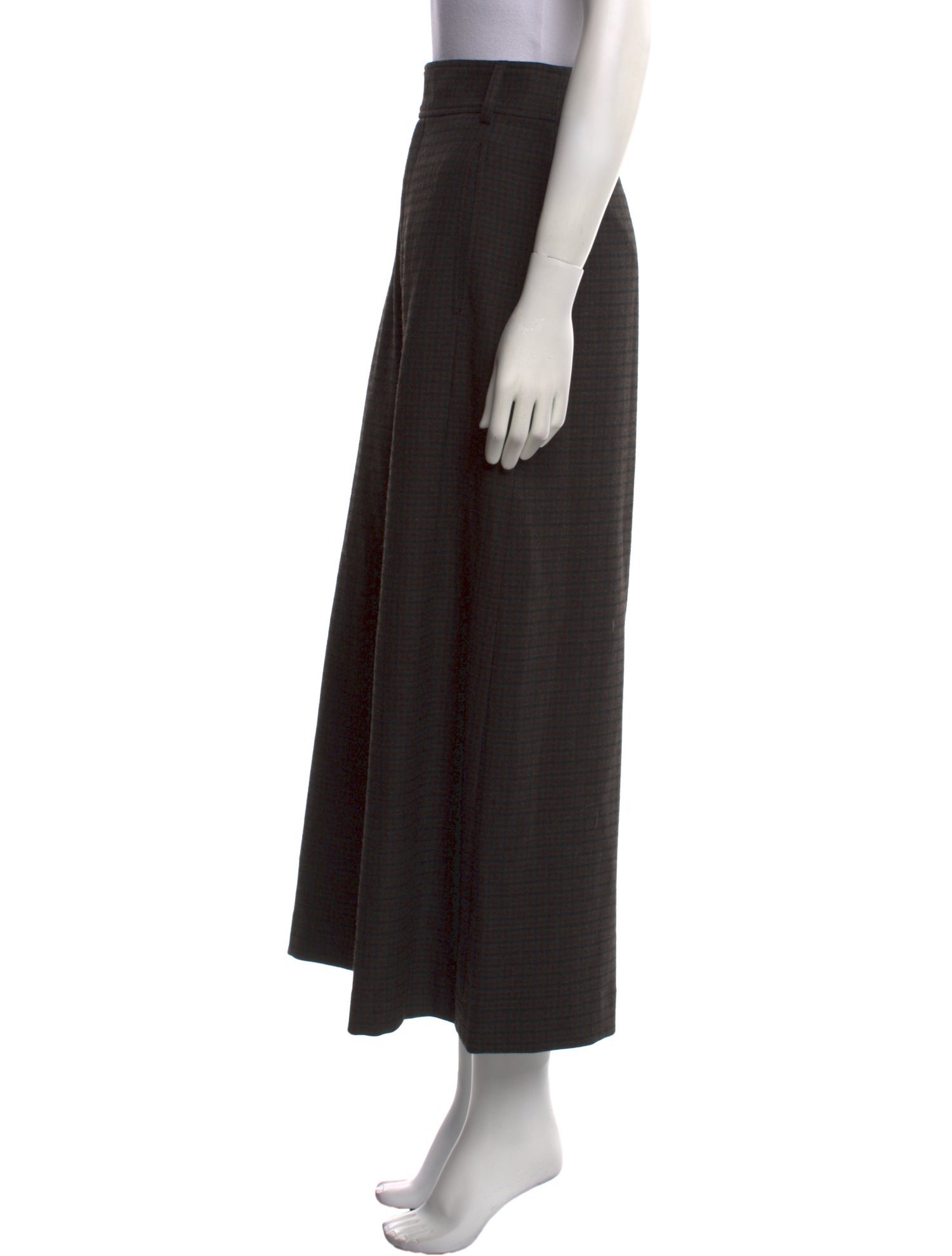 Closed Wide Leg Pants