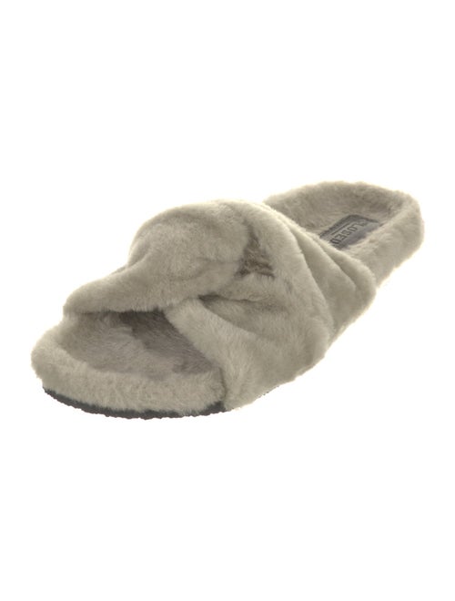 Closed Faux Fur Slides