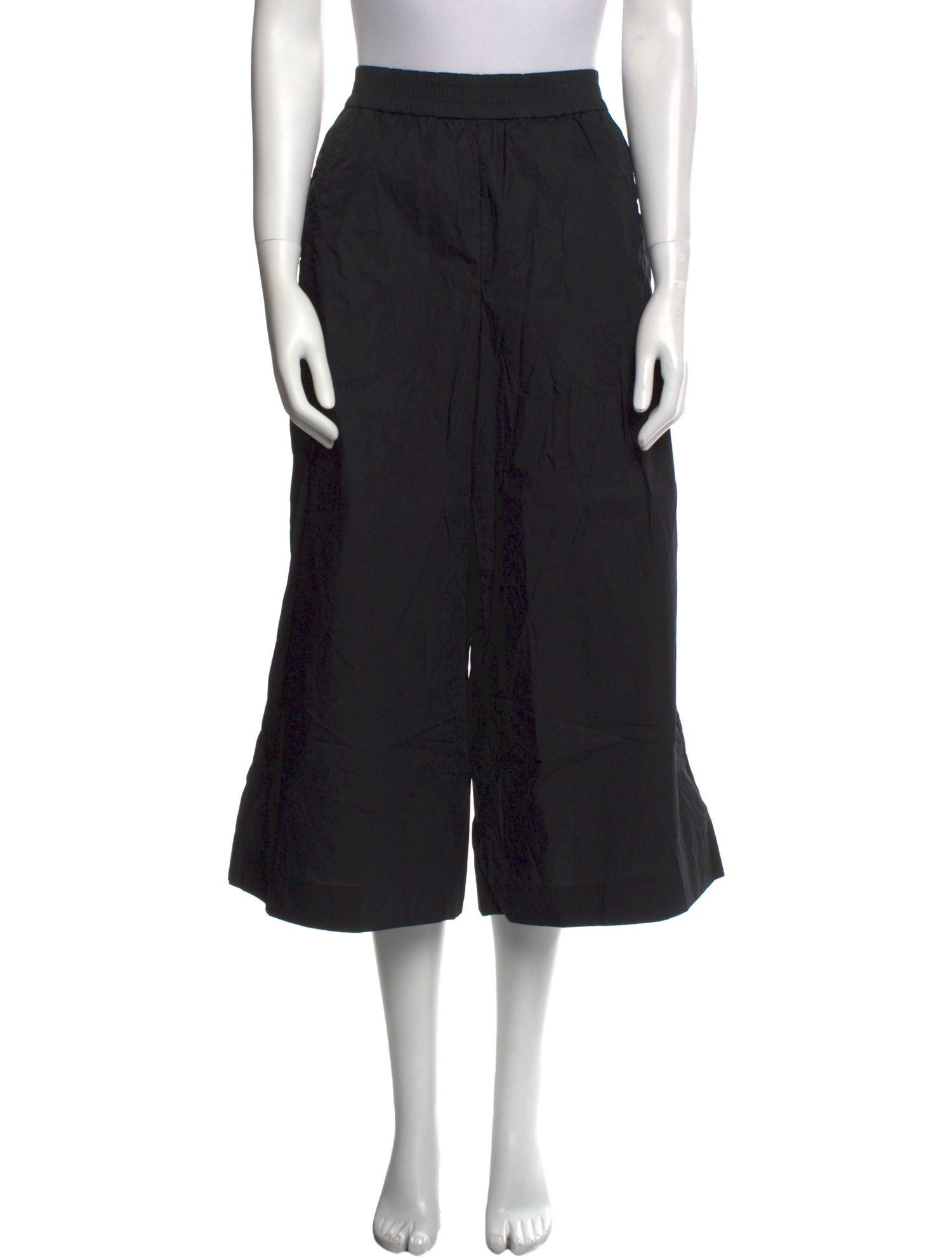 Closed Wide Leg Pants