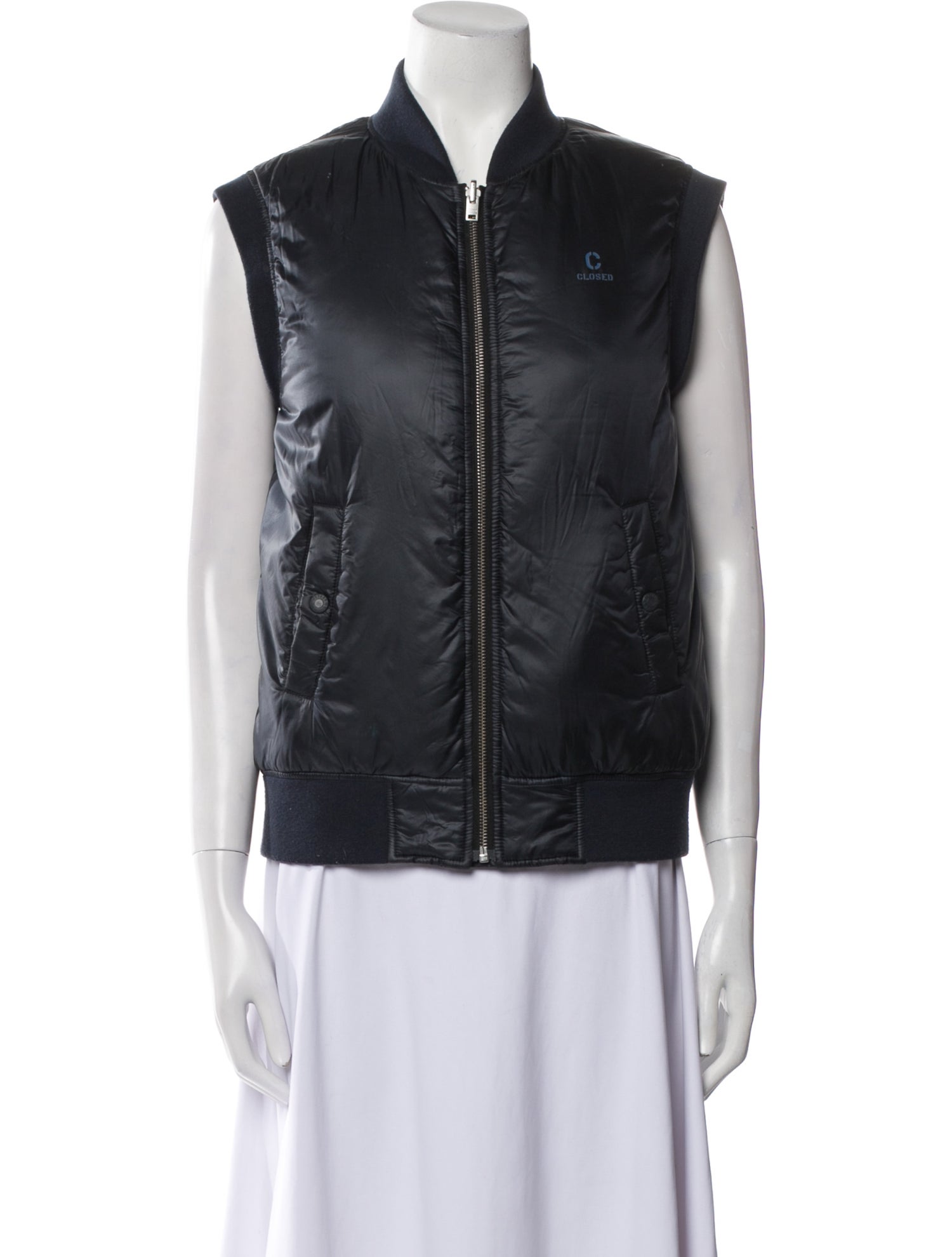 Closed Nylon Vest