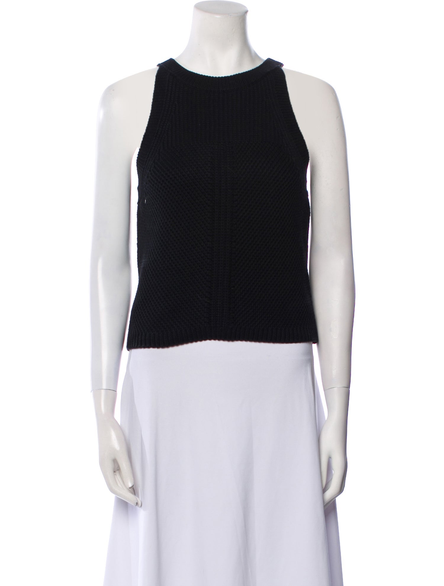 Closed Crew Neck Sleeveless Crop Top