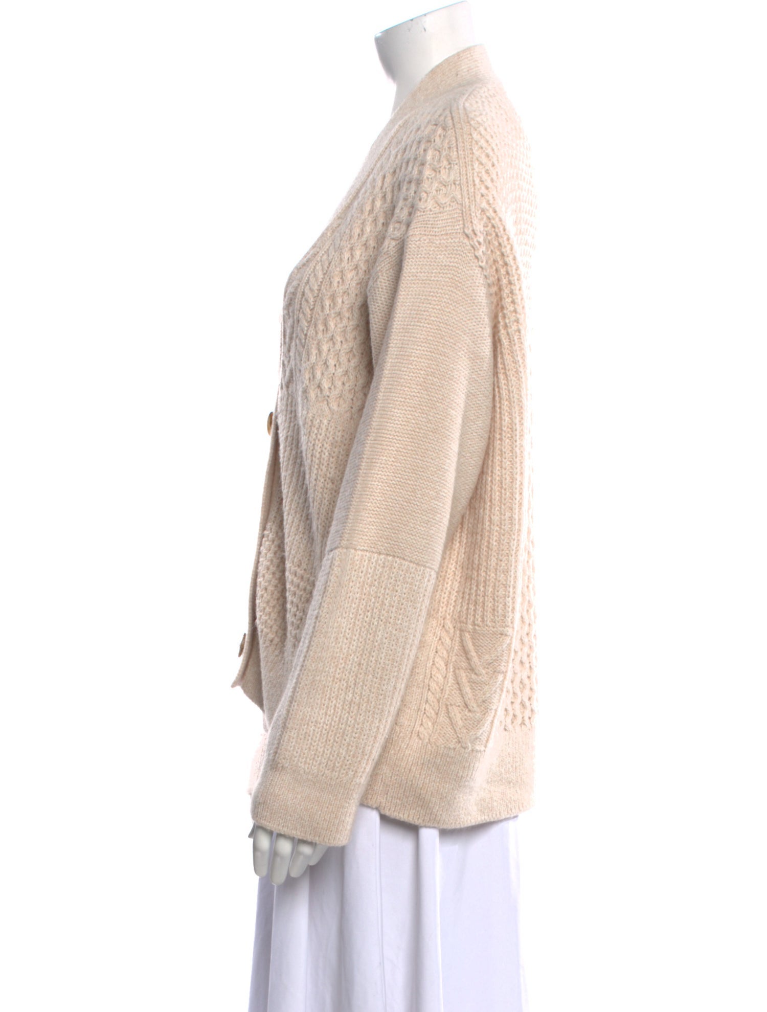 Closed V-Neck Sweater