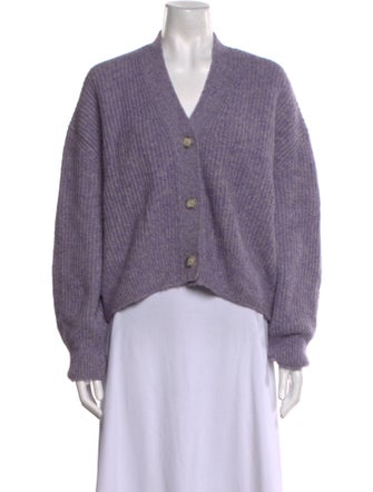 Closed V-Neck Sweater