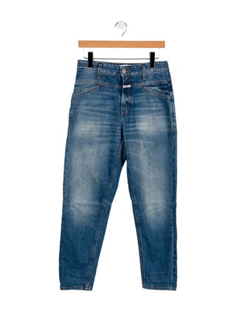 Closed Mid-Rise Straight Leg Jeans