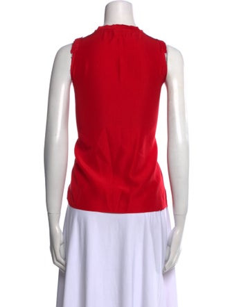 Closed Silk Scoop Neck Top