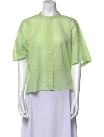 Closed Crew Neck Short Sleeve Button-Up Top