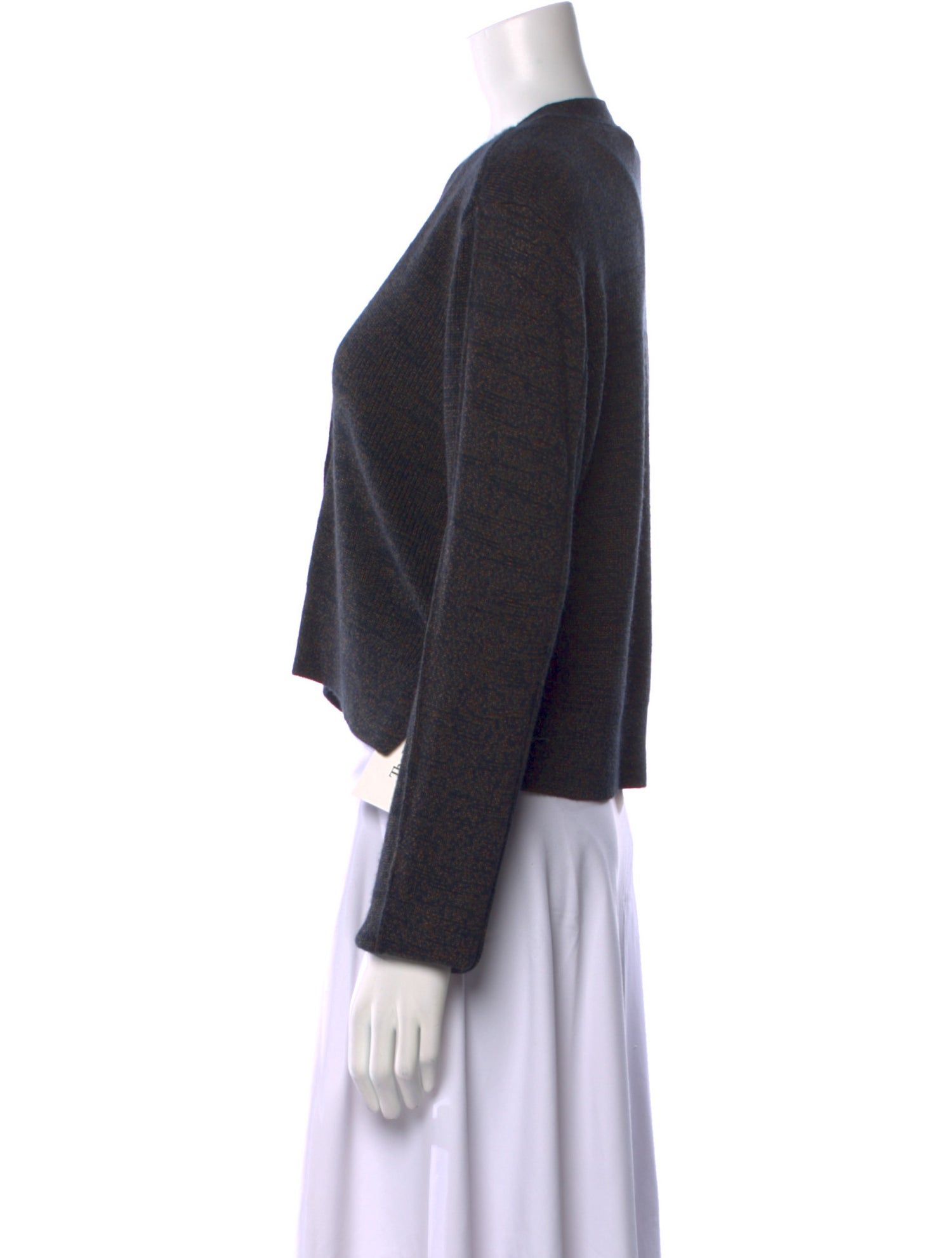 Closed V-Neck Sweater