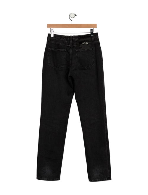 Closed Mid-Rise Straight Leg Jeans