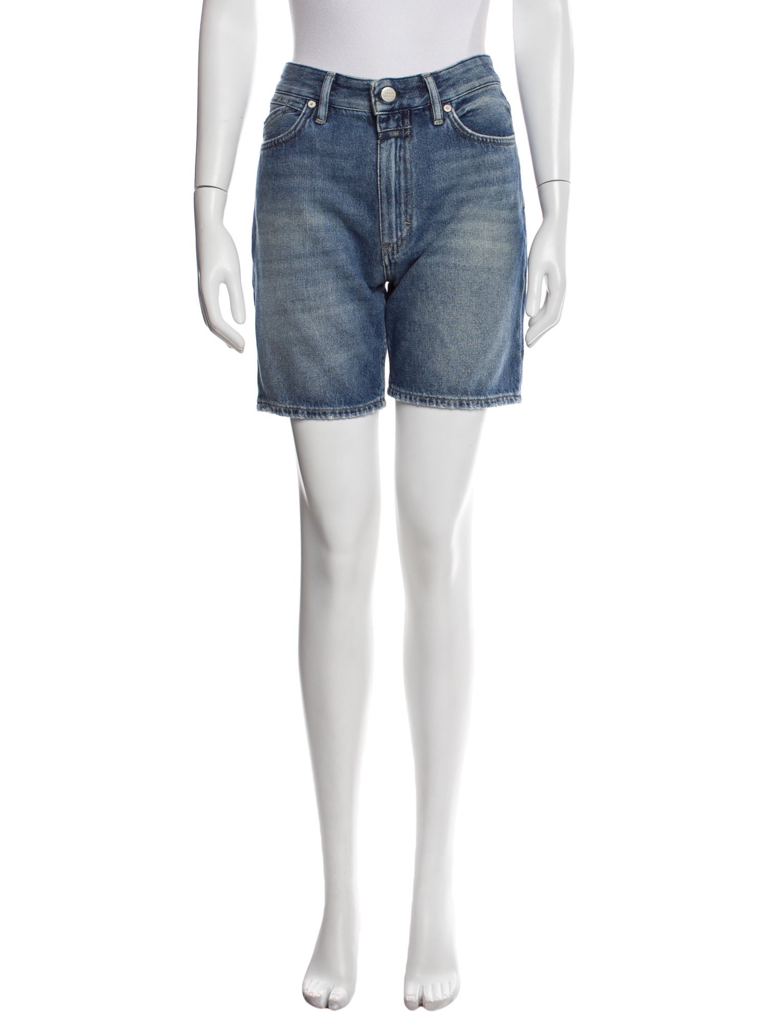 Closed Knee-Length Shorts