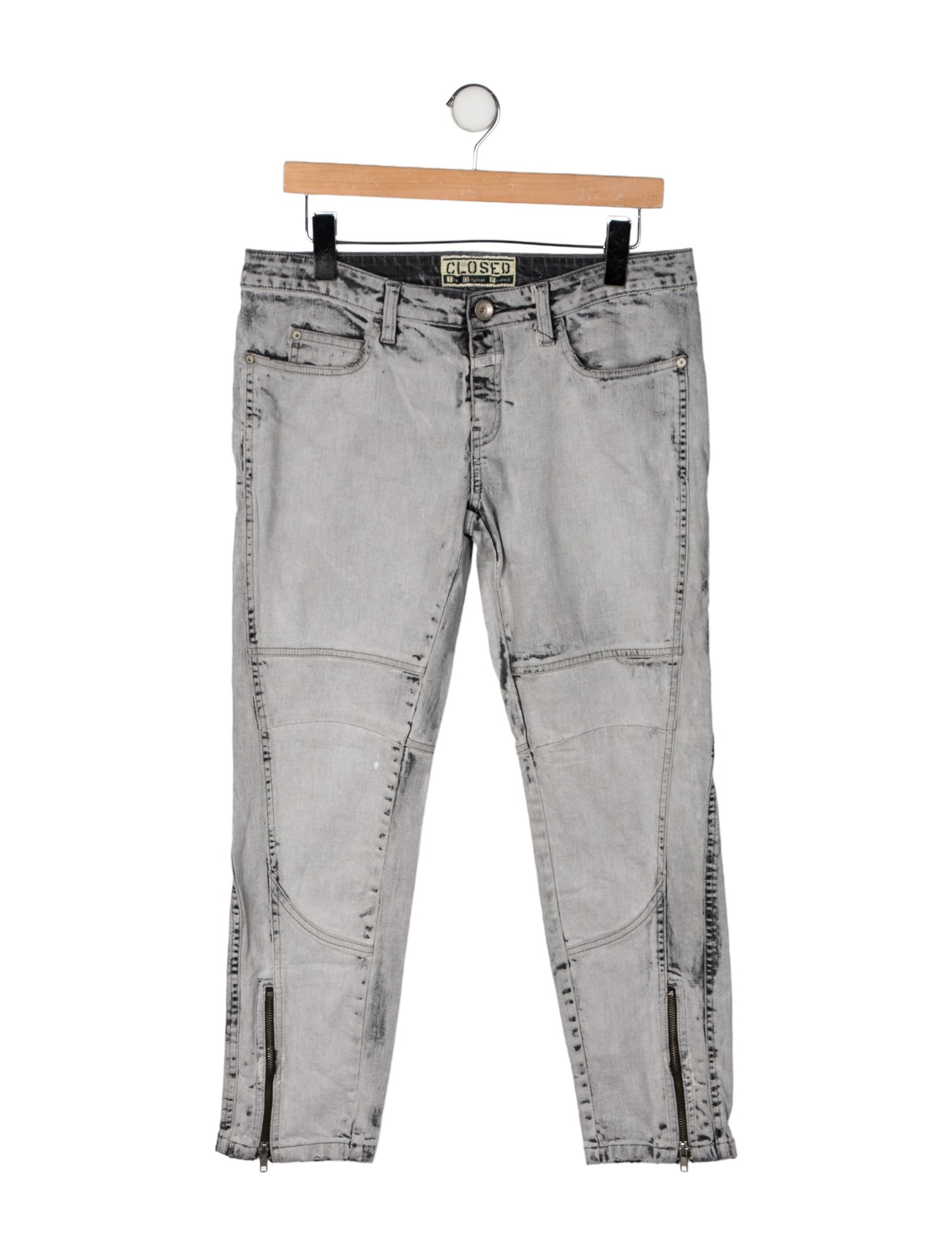 Closed Mid-Rise Straight Leg Jeans