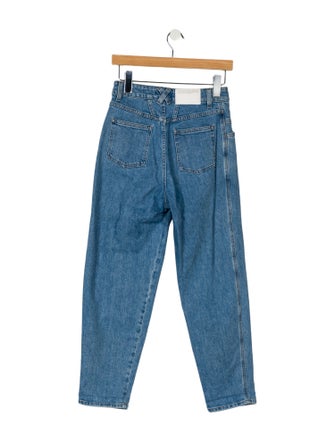Closed High-Rise Straight Leg Jeans