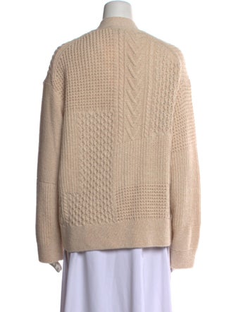 Closed V-Neck Sweater