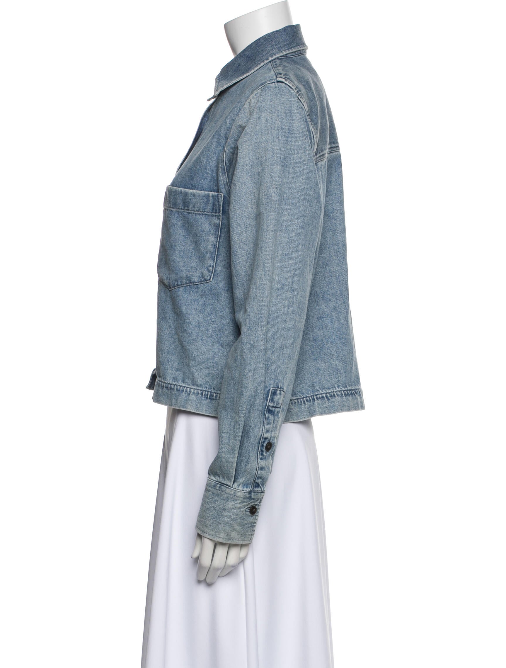 Closed Long Sleeve Button-Up Top