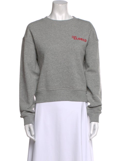 Closed Crew Neck Long Sleeve Sweatshirt