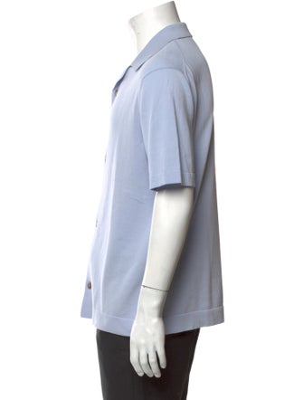 Closed Short Sleeve Shirt