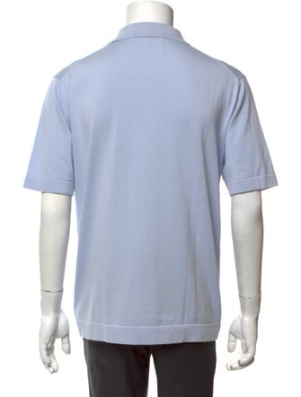 Closed Short Sleeve Shirt