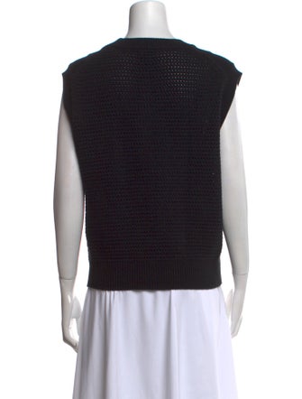 Closed Crew Neck Sweater