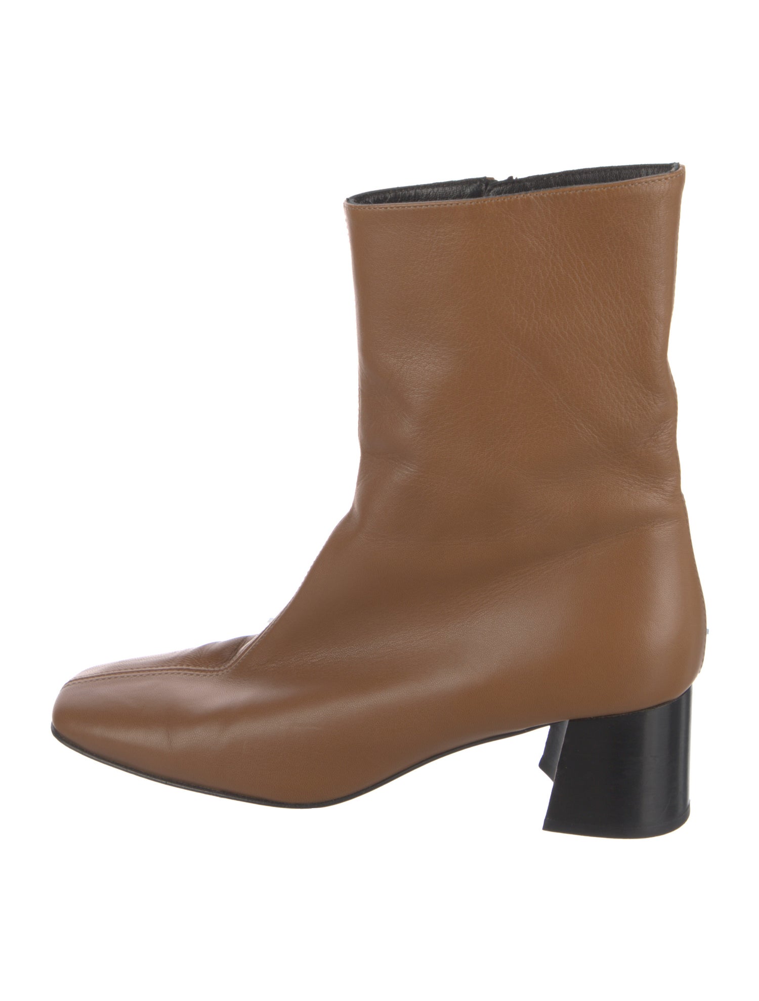 Closed Leather Colorblock Pattern Boots