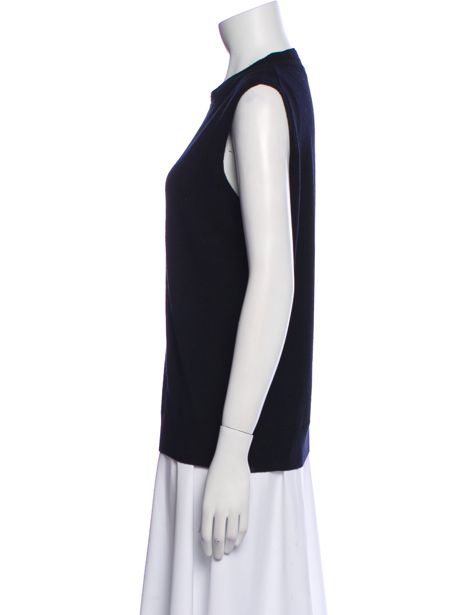 Closed Crew Neck Sleeveless Top
