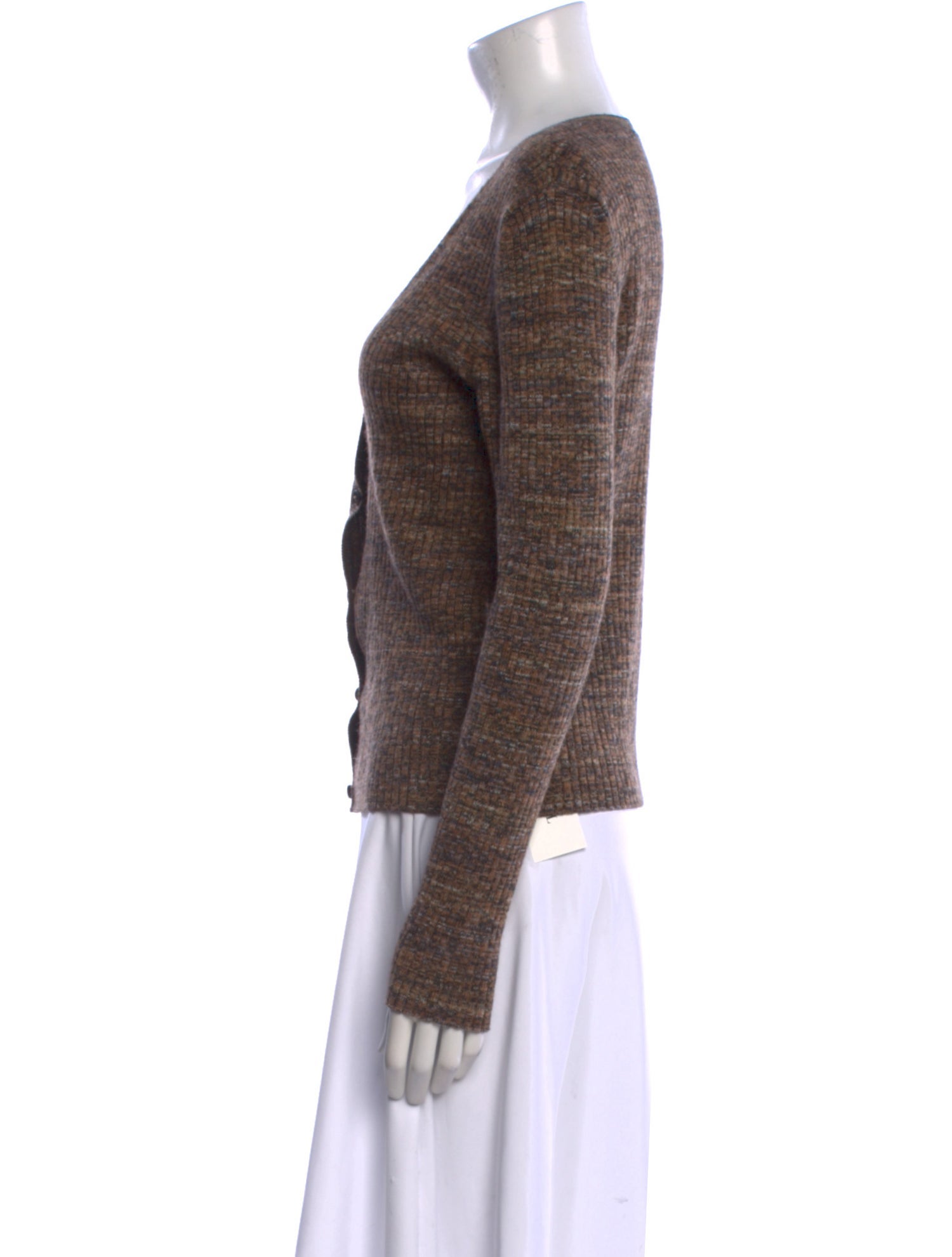 Closed V-Neck Sweater