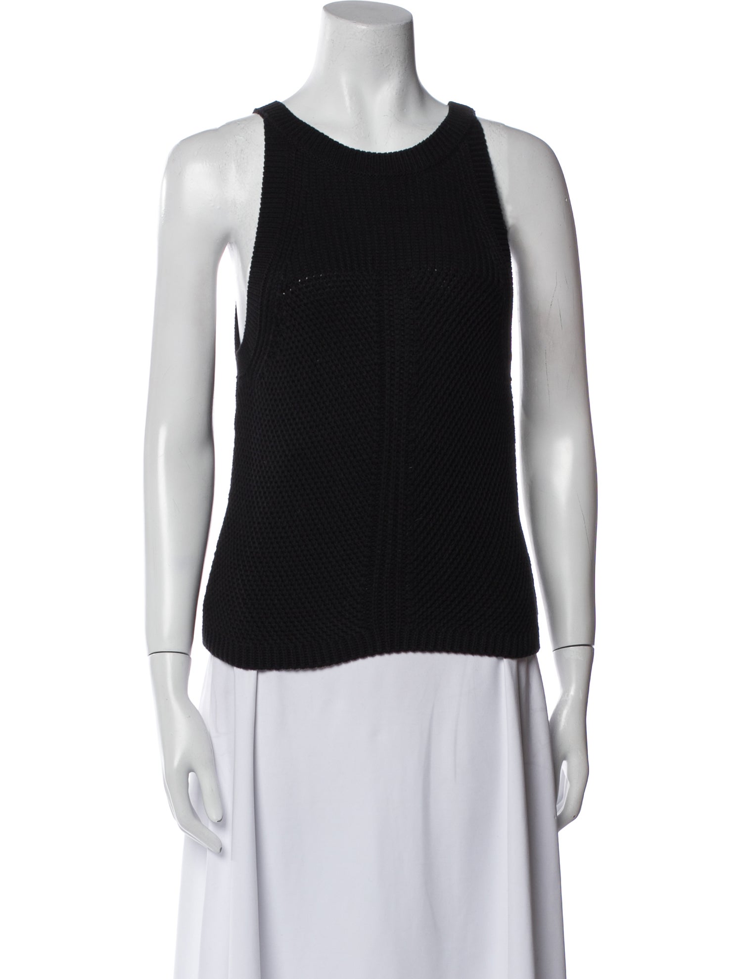 Closed Scoop Neck Sleeveless Top
